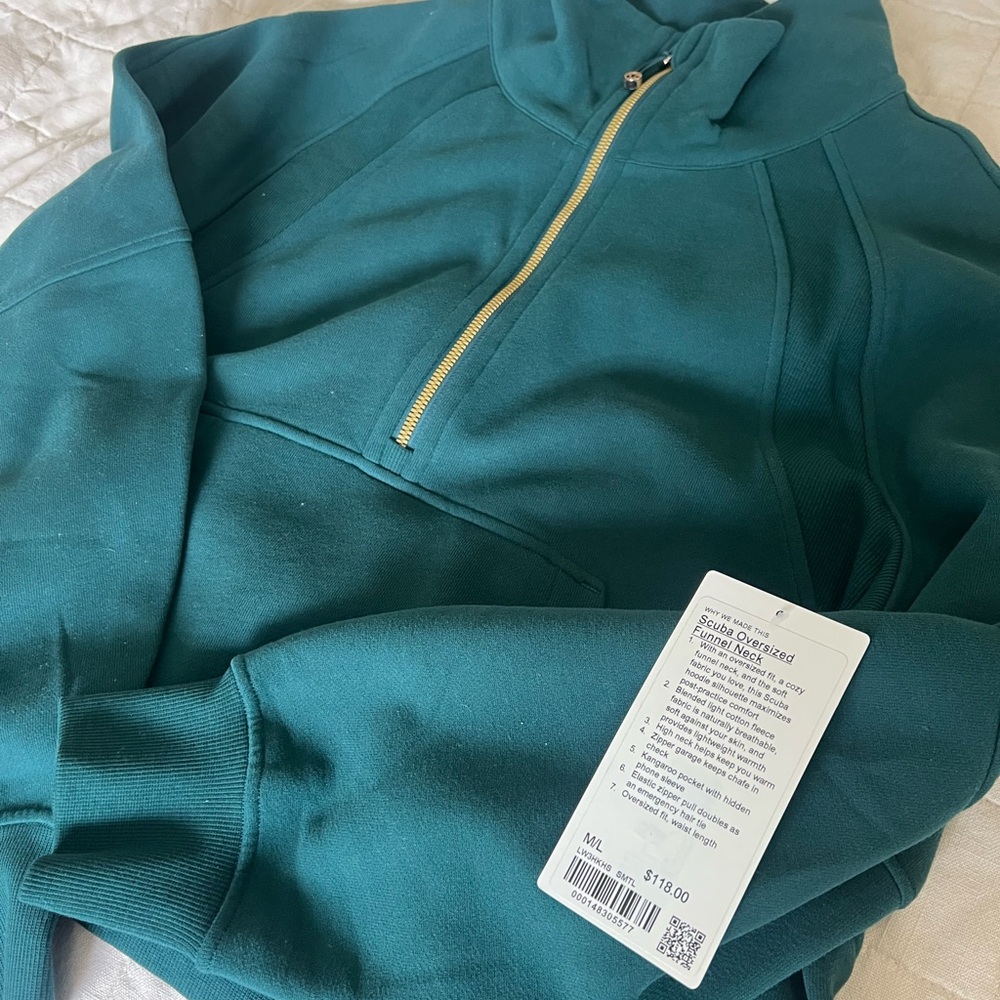 Lululemon Scuba funnel neck